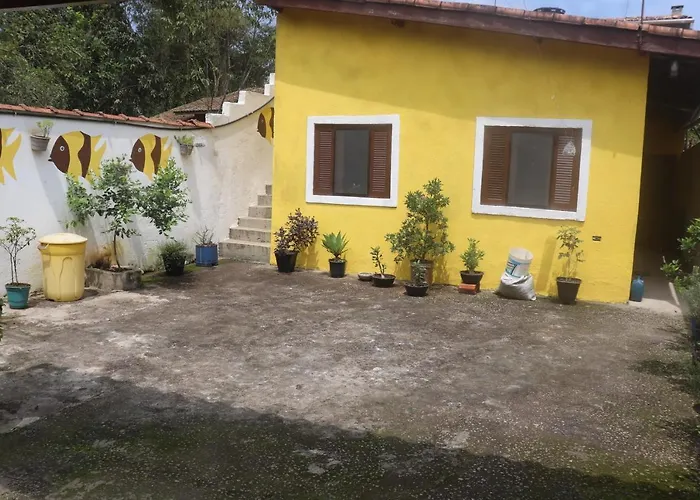 Casa Dos Rocha Em Ubatuba - Kitnet Preta Apartamento